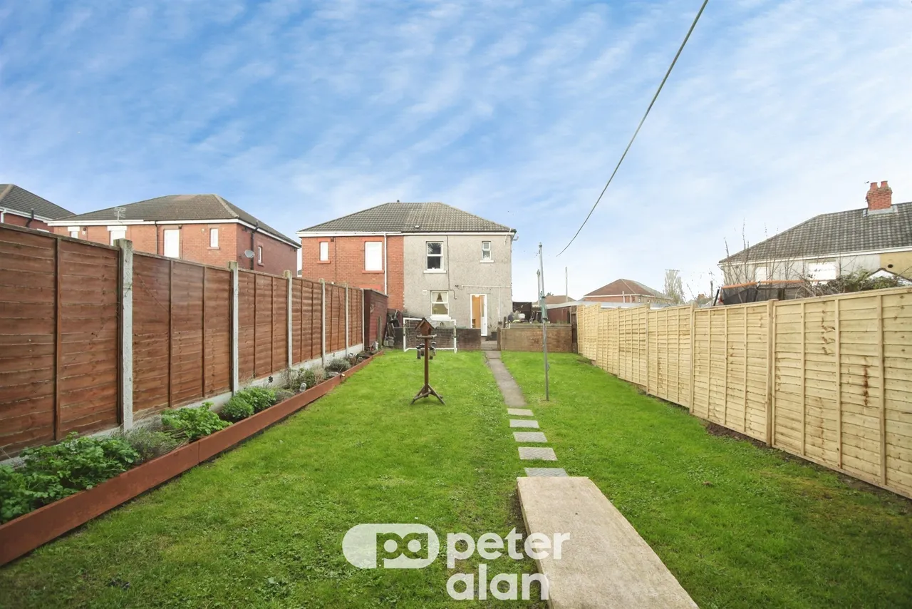 3 bed house for sale, The Crescent, Cwmbran, NP44