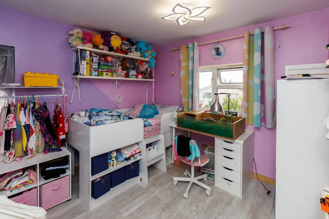 Victoria Road, Wrexham, LL11, photo 10
