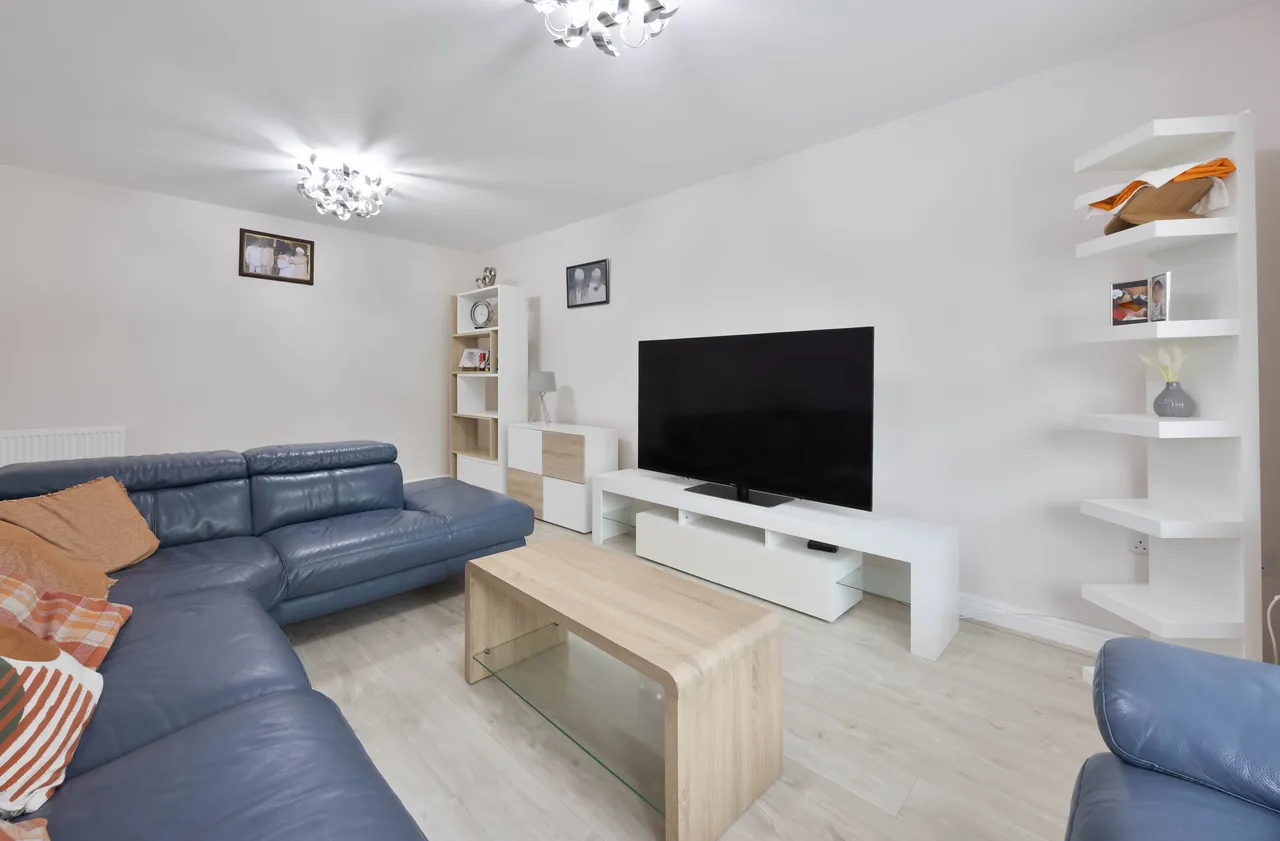 Ramshorn Close, Standish, photo 4
