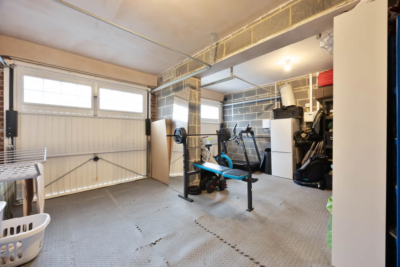 Ramshorn Close, Standish, photo 10