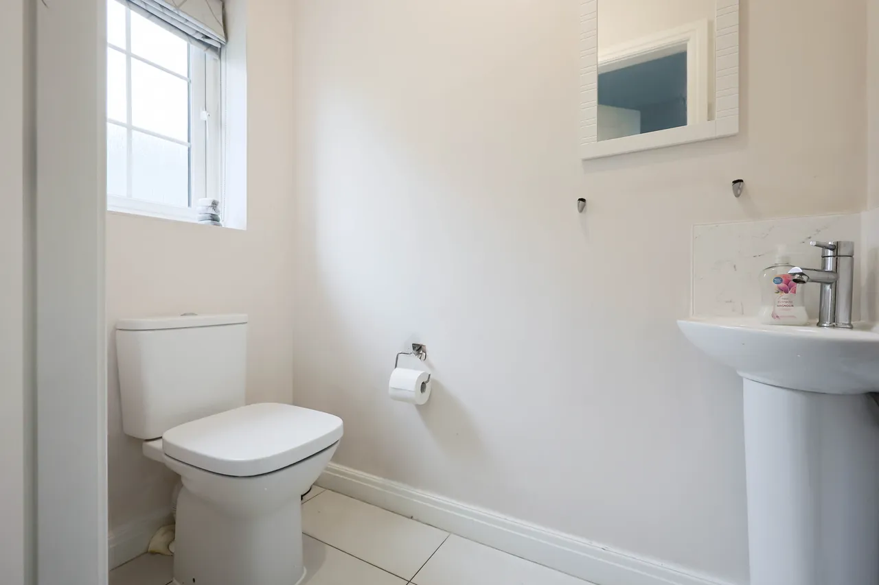 Ramshorn Close, Standish, photo 11