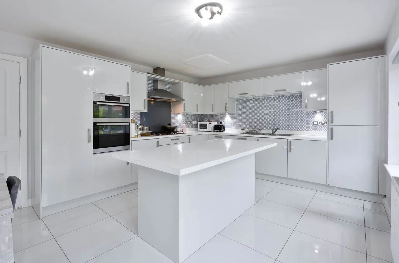 Ramshorn Close, Standish, photo 7