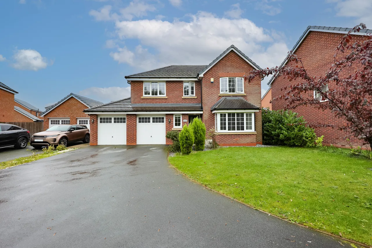4 bed house for sale, Ramshorn Close, Standish