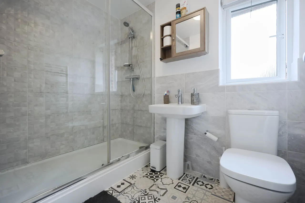 Ramshorn Close, Standish, photo 16