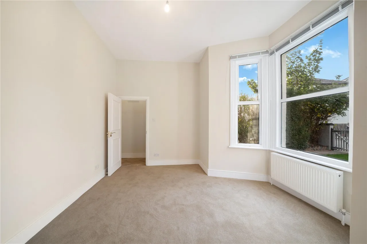 Cricklewood Lane, Willesden Green, NW2, photo 10