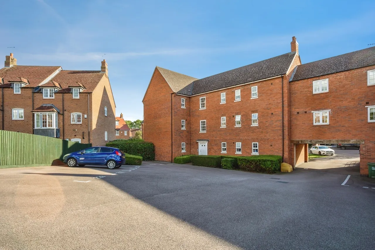 Willow Road, Loughborough, LE12, photo 16