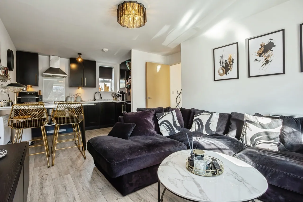 Willow Road, Loughborough, LE12, photo 2