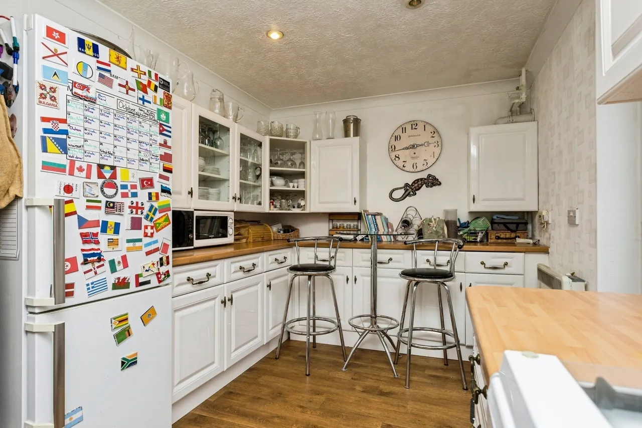 Honu, Southwater, RH13, photo 5