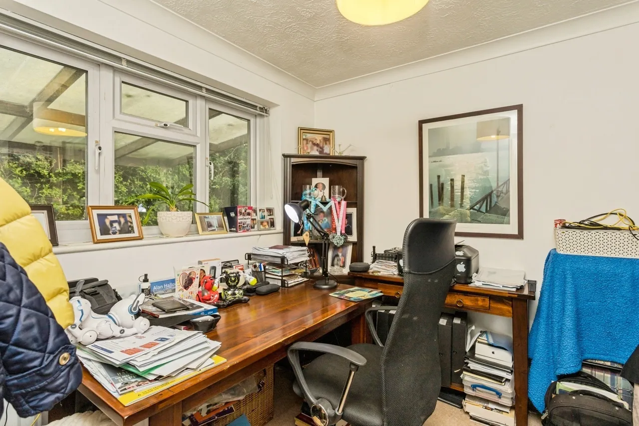 Honu, Southwater, RH13, photo 17
