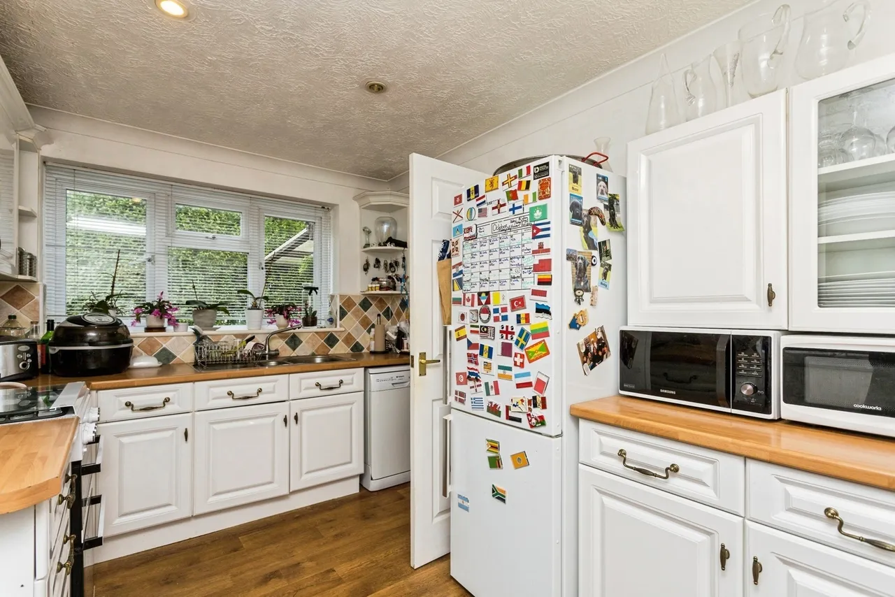 Honu, Southwater, RH13, photo 7