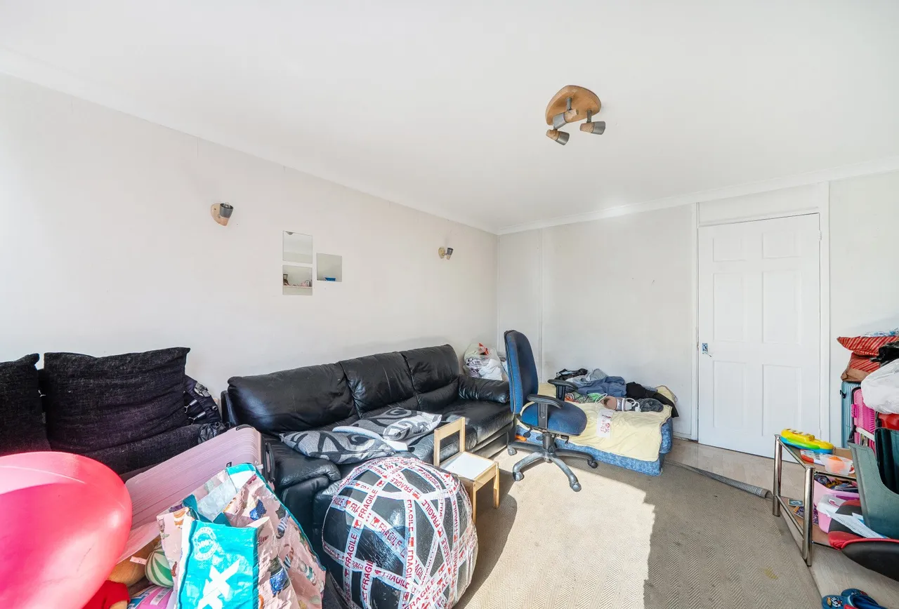 Radnor Close, Mitcham, CR4 1XU, photo 8
