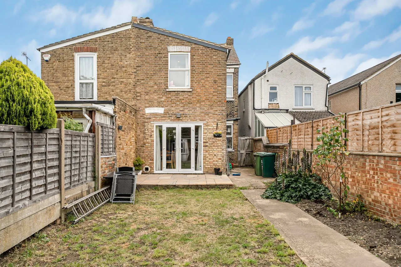 Salcombe Road, Ashford, TW15, photo 4