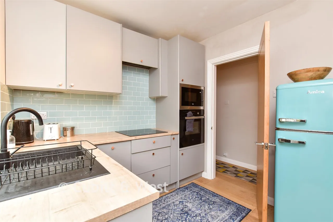 Prince Regents Close, Brighton, BN2, photo 2