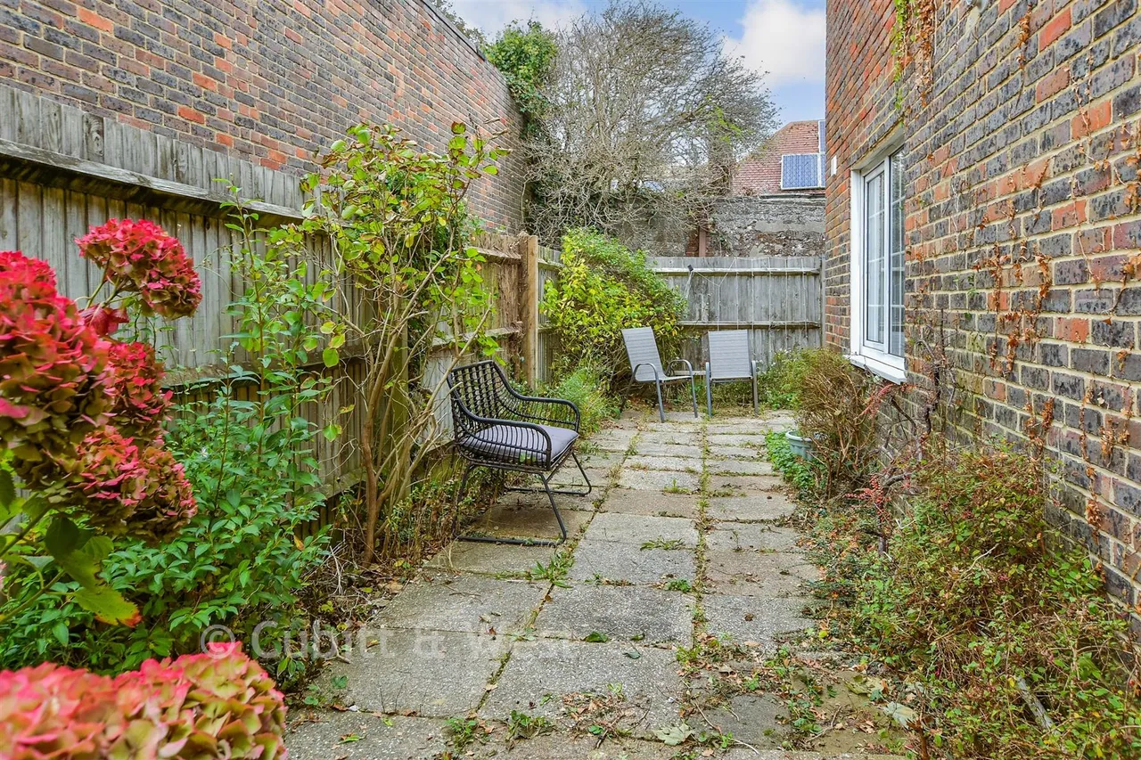 Prince Regents Close, Brighton, BN2, photo 11