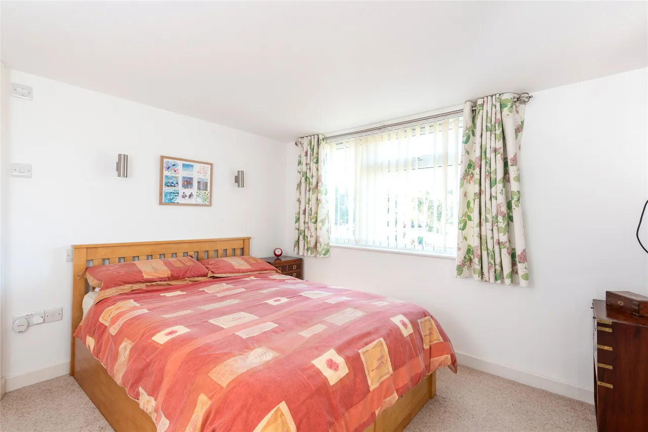Salford Road, Aspley Guise, MK17, photo 12