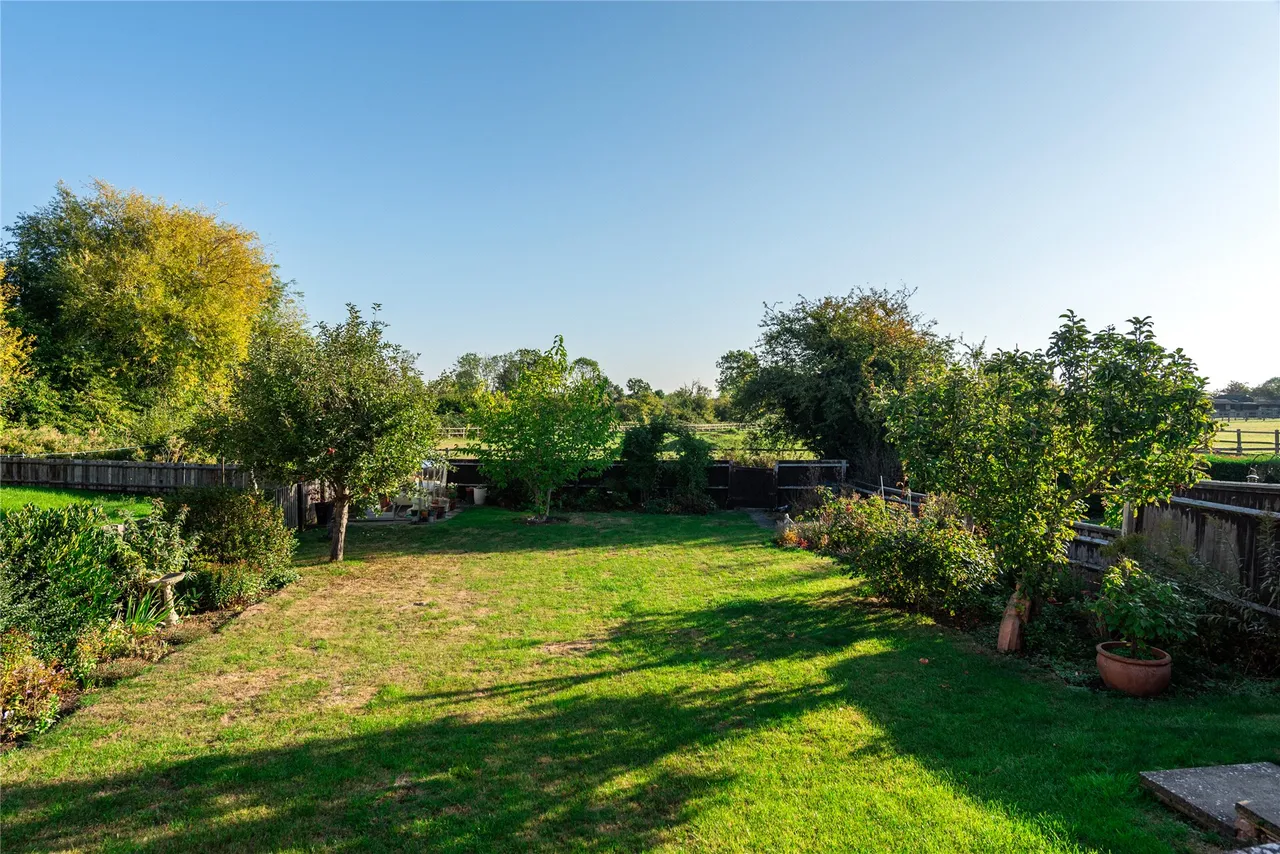 Salford Road, Aspley Guise, MK17, photo 20