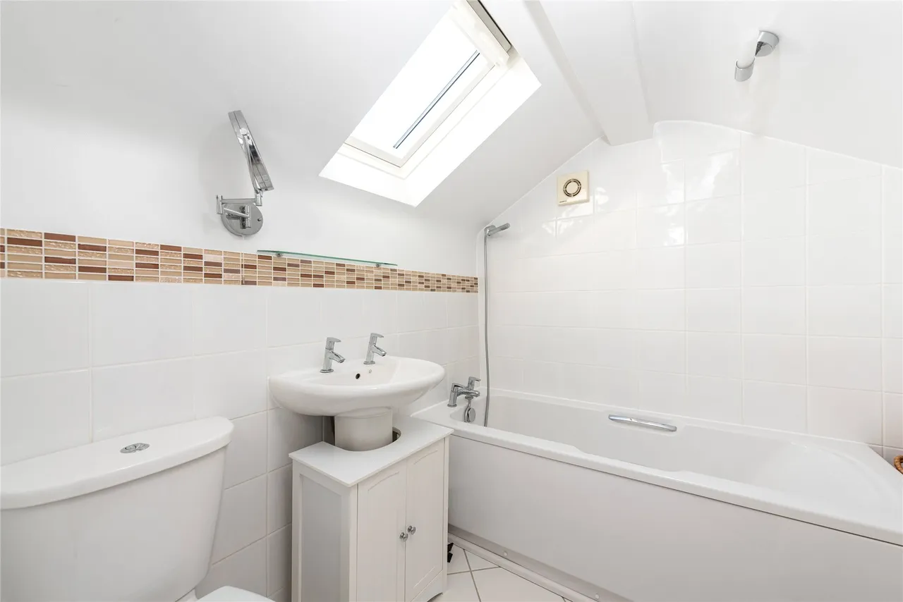 Salford Road, Aspley Guise, MK17, photo 14