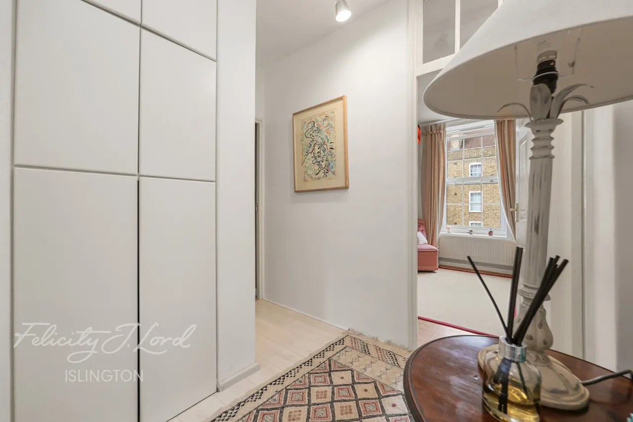 Nuttall Street, London, N1, photo 17