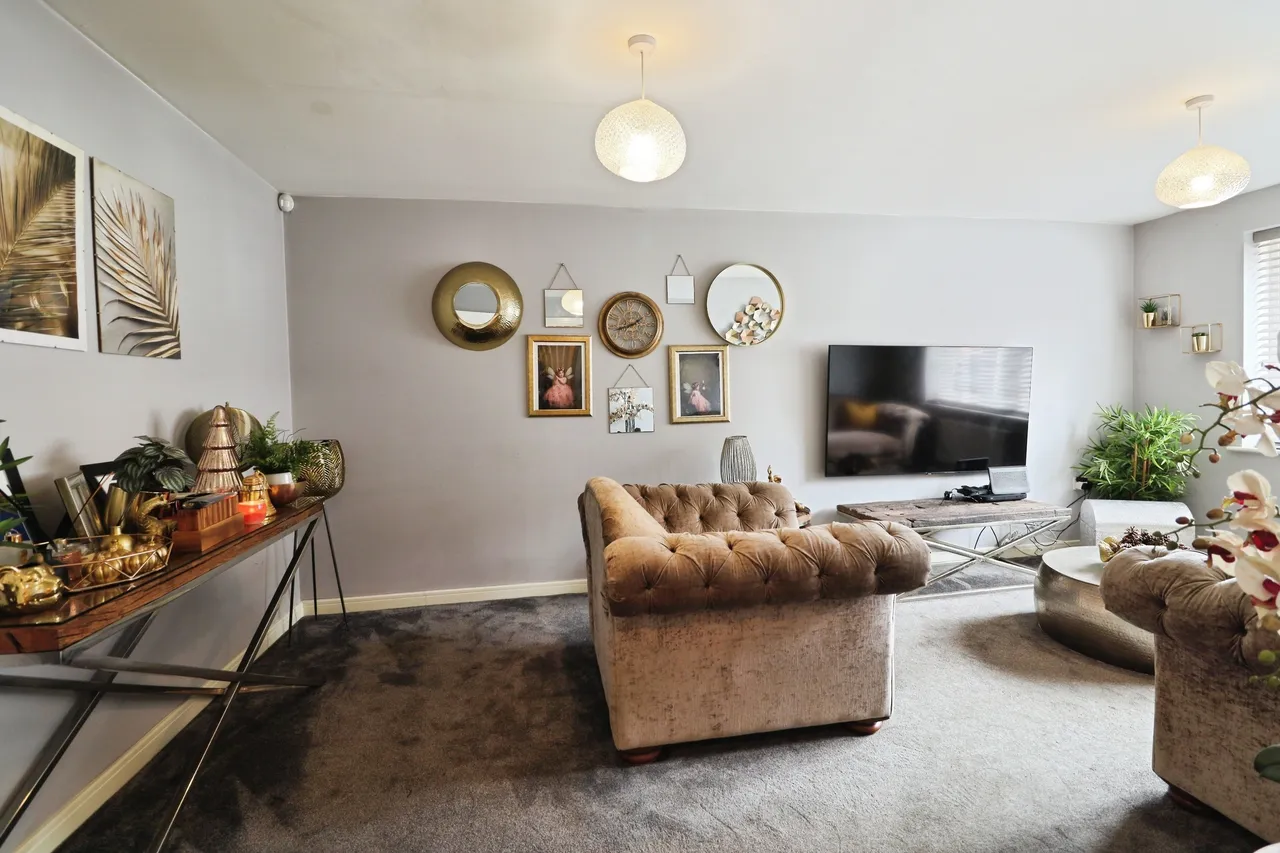 Picca Close, Cardiff, CF5, photo 5
