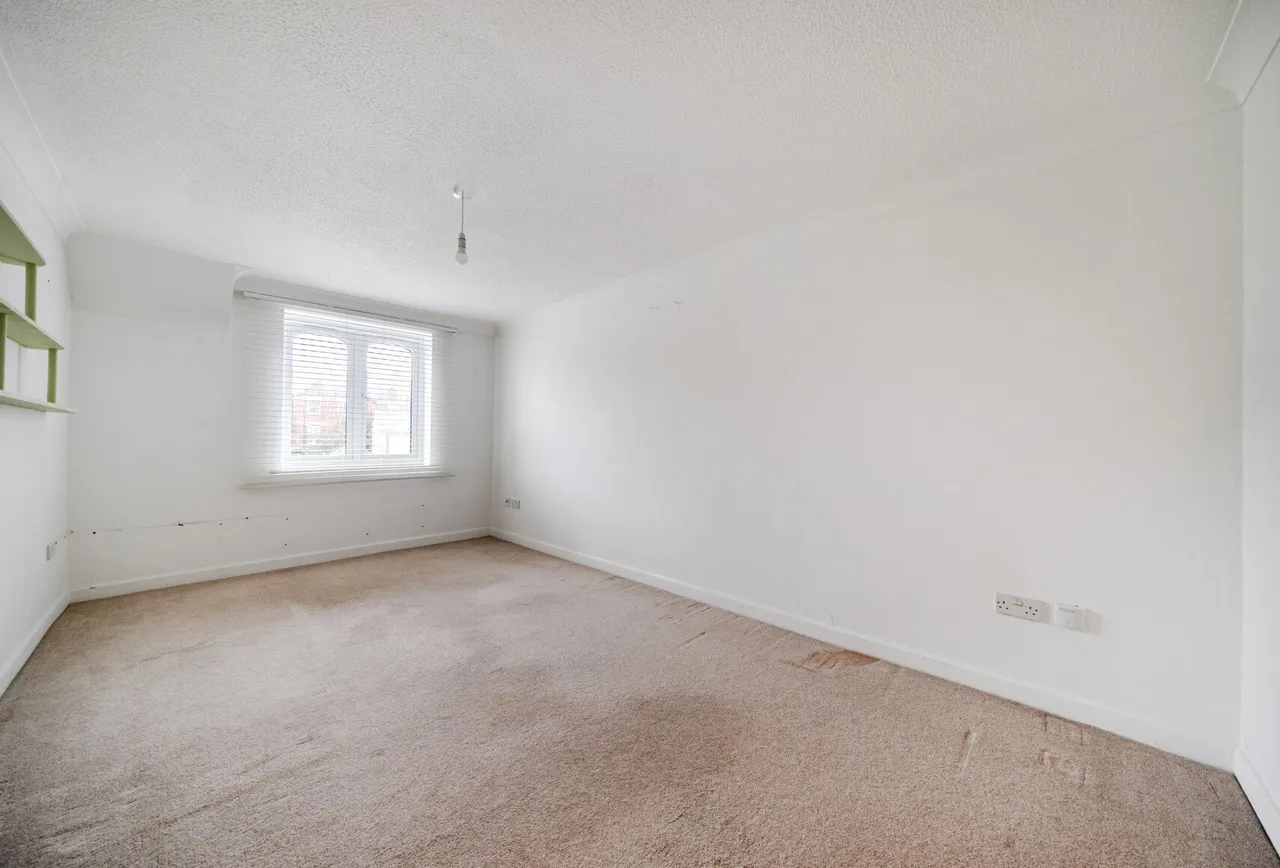 Wesley Court, Stroud, GL5 1DS, photo 8