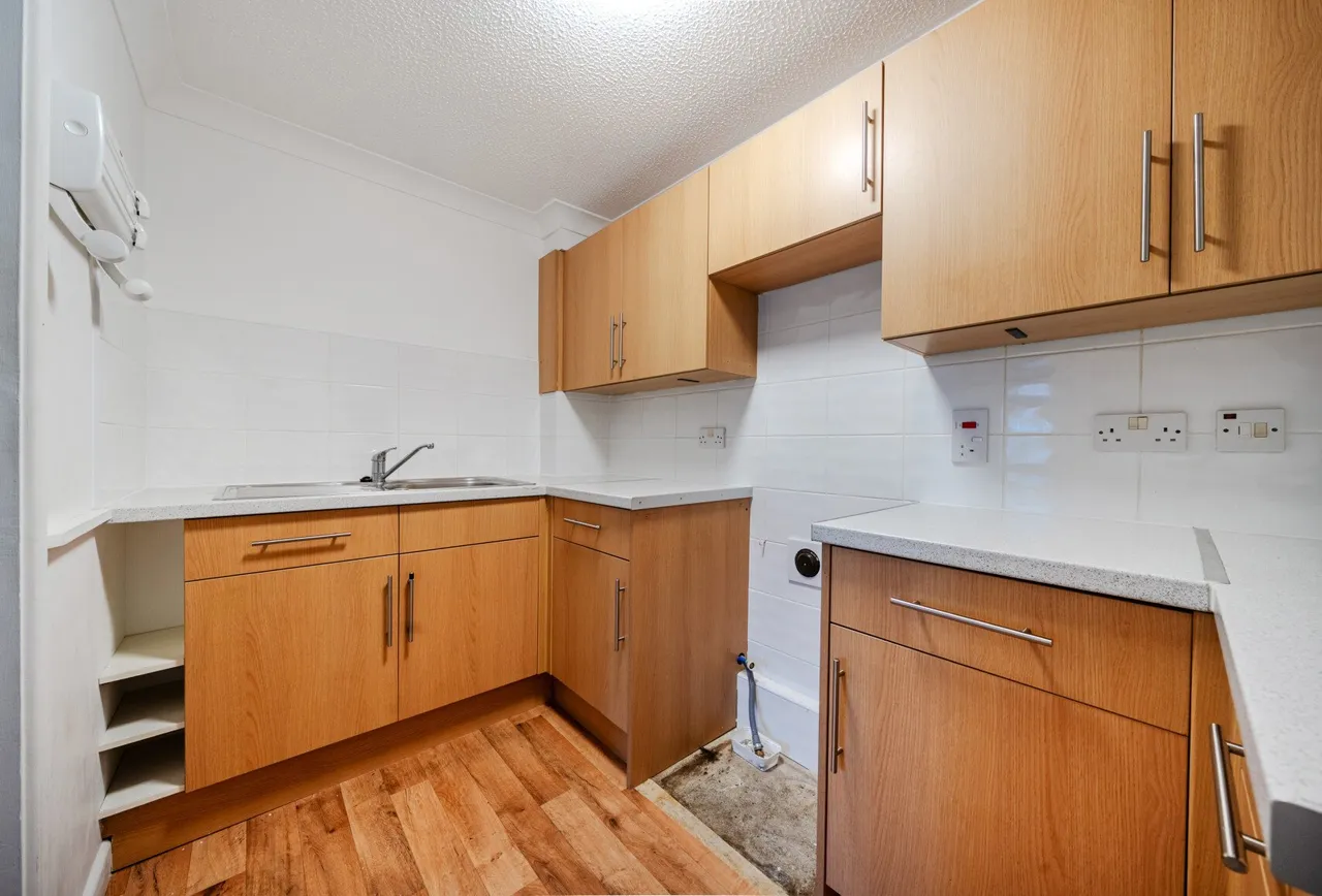 Wesley Court, Stroud, GL5 1DS, photo 12