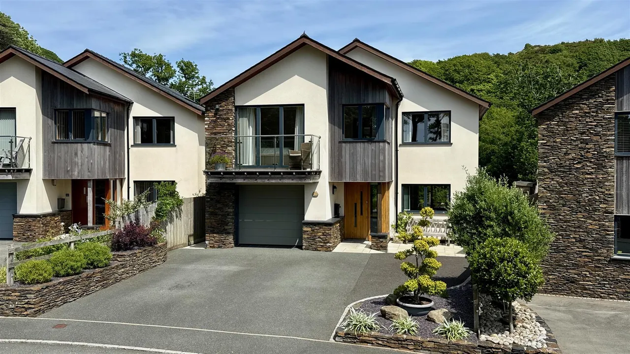 4 bed house for sale, Swn Y Dail, Barmouth, LL42