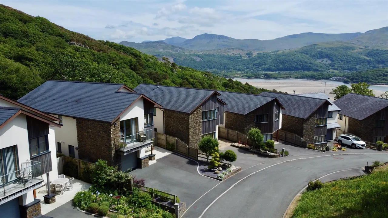 Swn Y Dail, Barmouth, LL42, photo 24