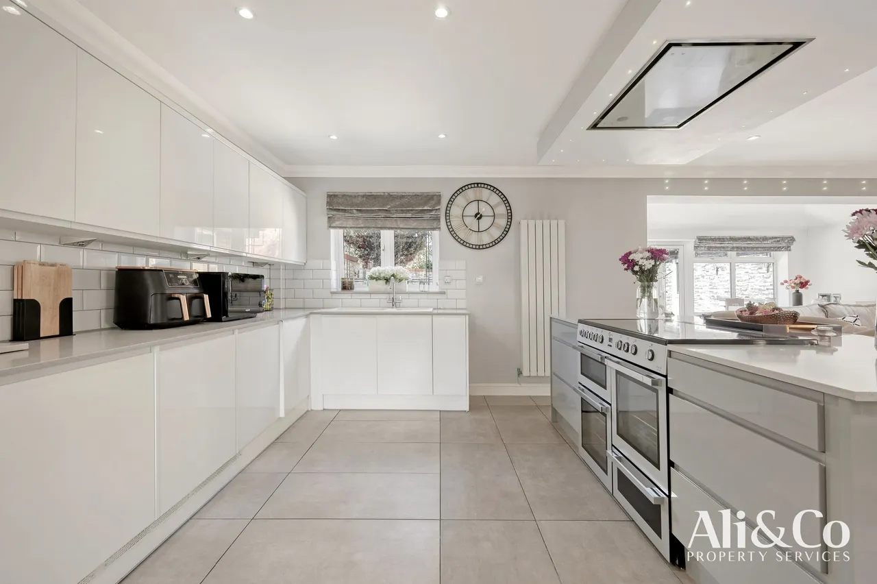 Conrad Close, Grays, Essex, RM16 2TW, photo 4