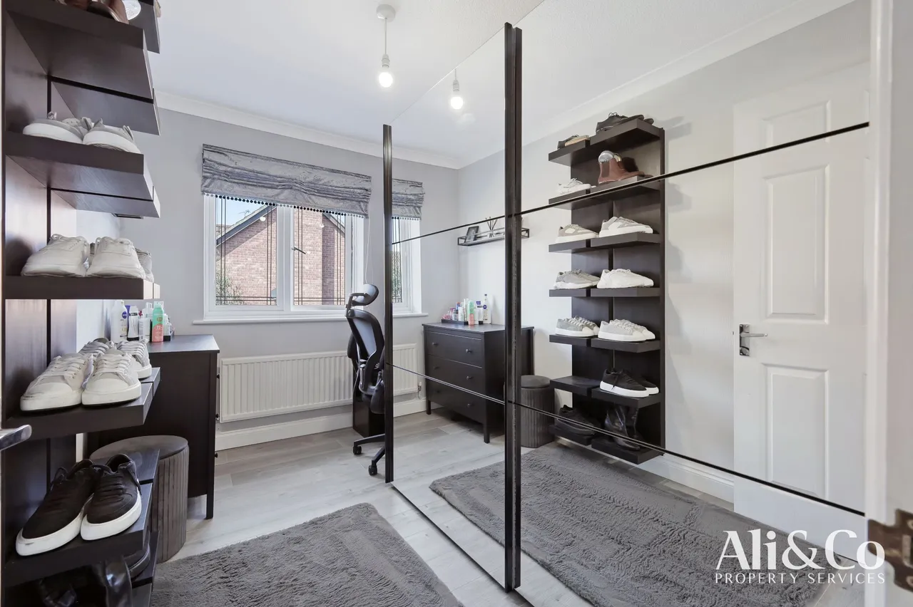 Conrad Close, Grays, Essex, RM16 2TW, photo 18