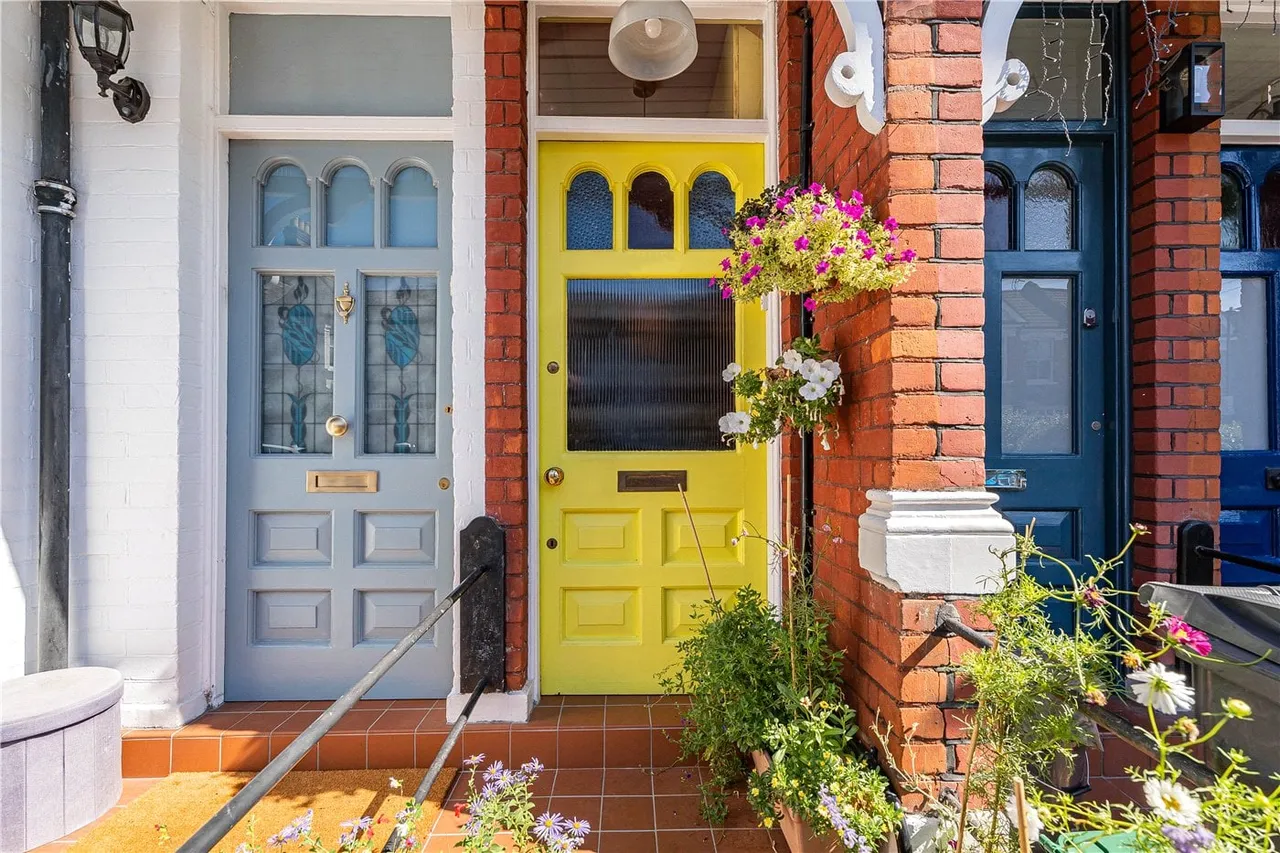 3 bed flat for sale, North View Road, London, N8
