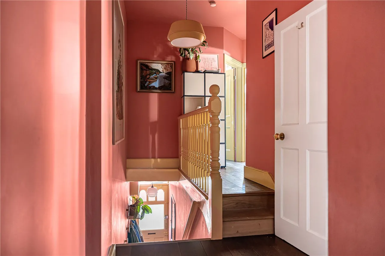 North View Road, London, N8, photo 17