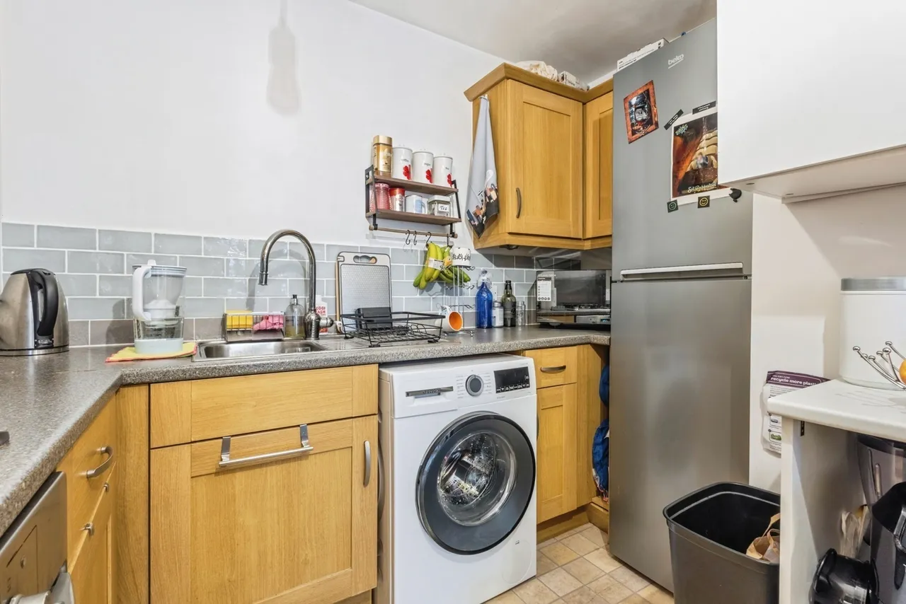 Cathedral Walk, Bristol, BS1, photo 5