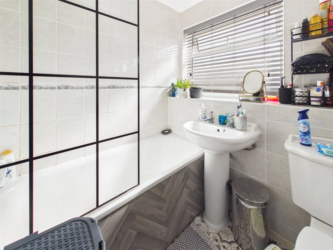 Beauclerk Drive, Nottingham, NG5, photo 15