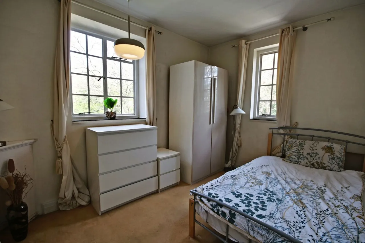 Wildcroft Road, London, SW15, photo 16