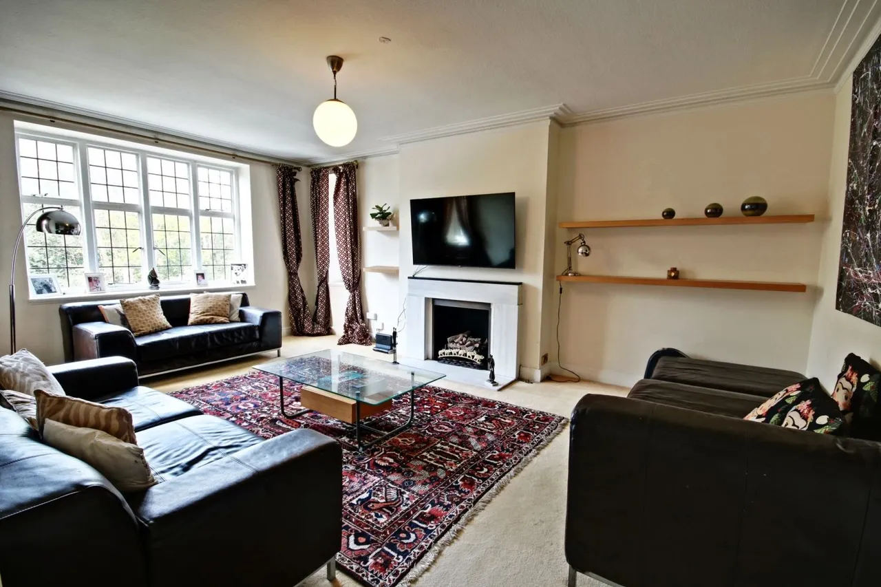 Wildcroft Road, London, SW15, photo 3