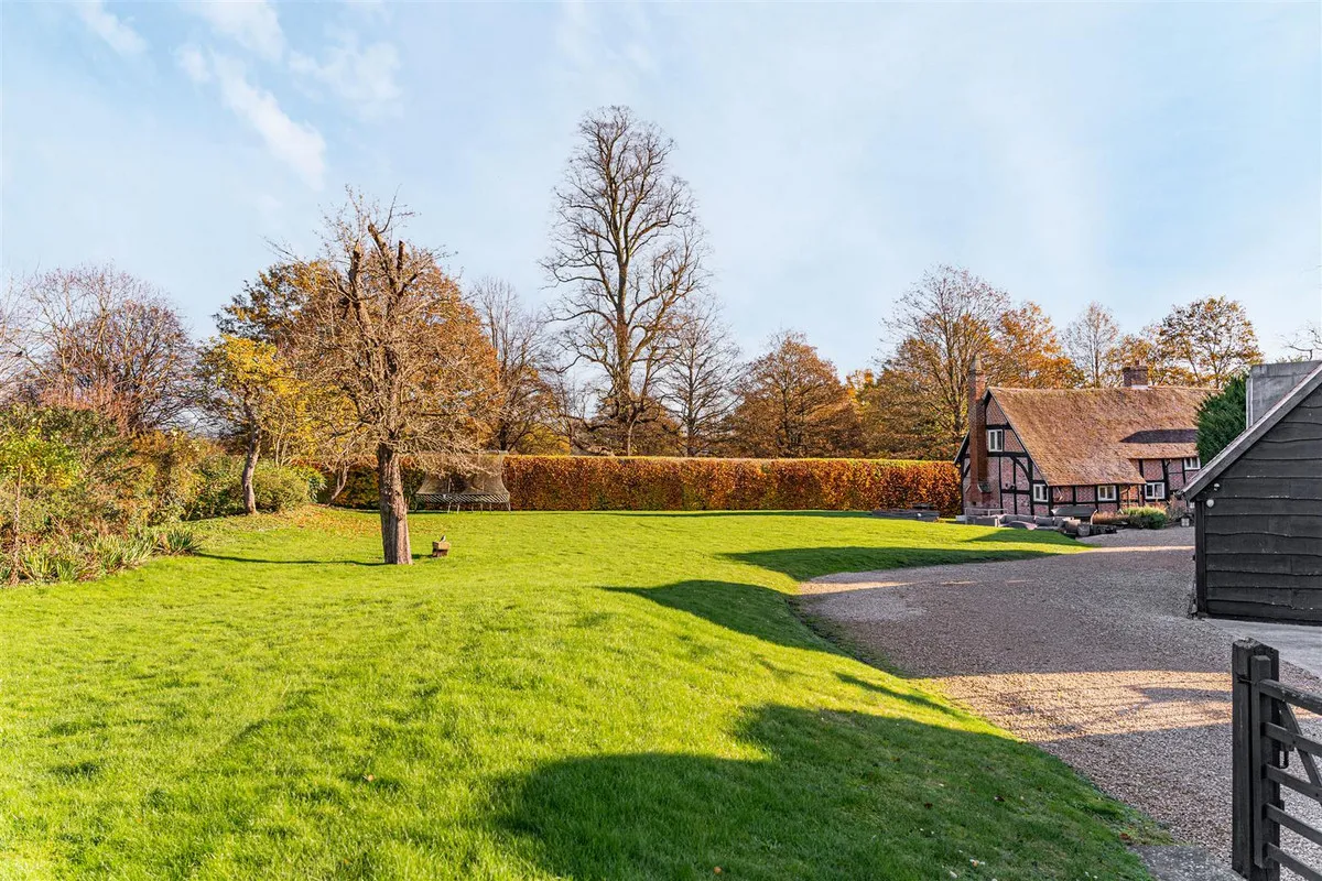 Coughton Alcester, B49, photo 22