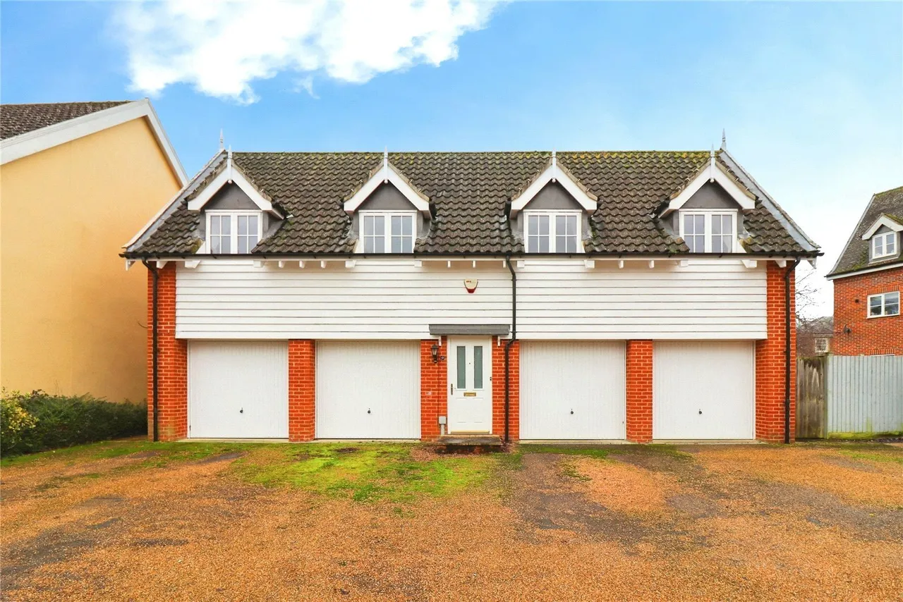 2 bed flat for sale — Elm Drive, Walsham-le-Willows, Bury St. Edmunds, Suffolk, IP31