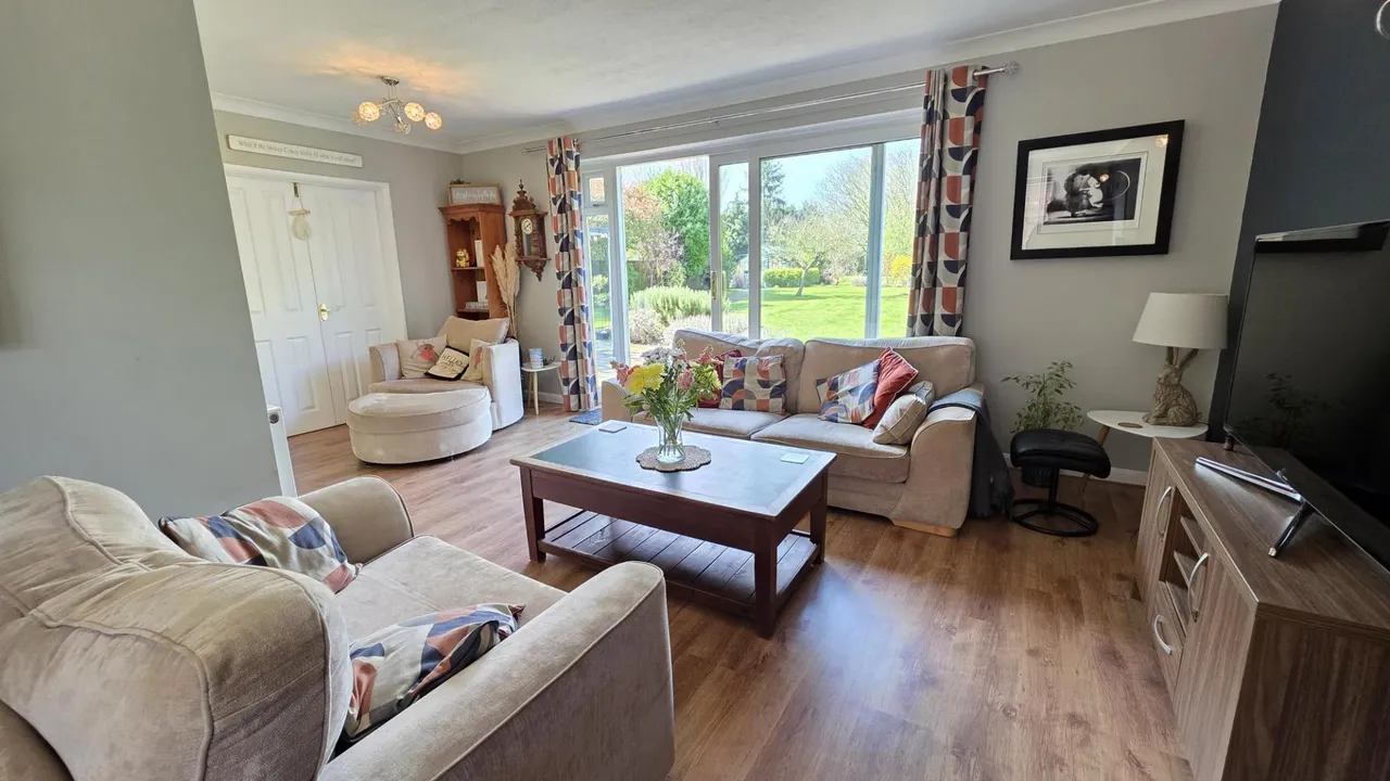 Lincoln Road, Ruskington, NG34, photo 8