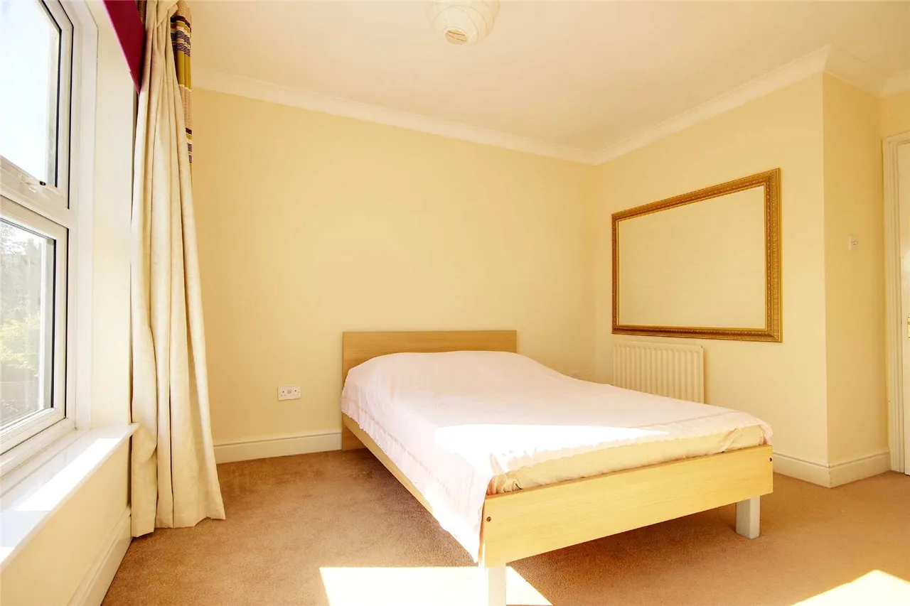 Belgravia Close, High Barnet, Hertfordshire, EN5 5XA, photo 6