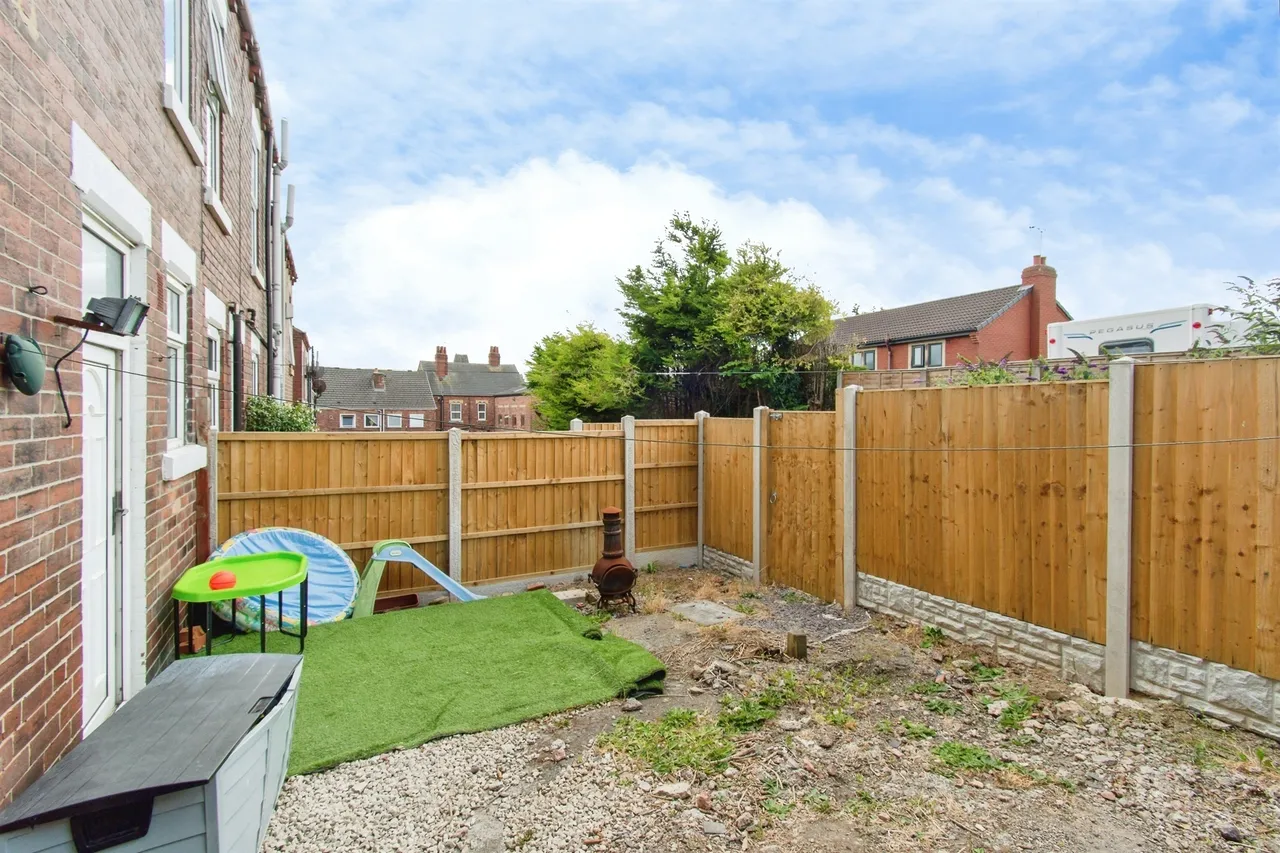 Bond Street, Pontefract, WF8, photo 4