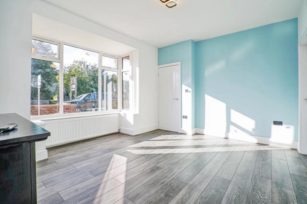 Leeds Road, Dewsbury, WF12, photo 29