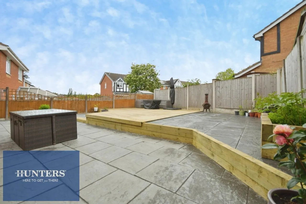 Pond Lane, New Tupton, S42, photo 19