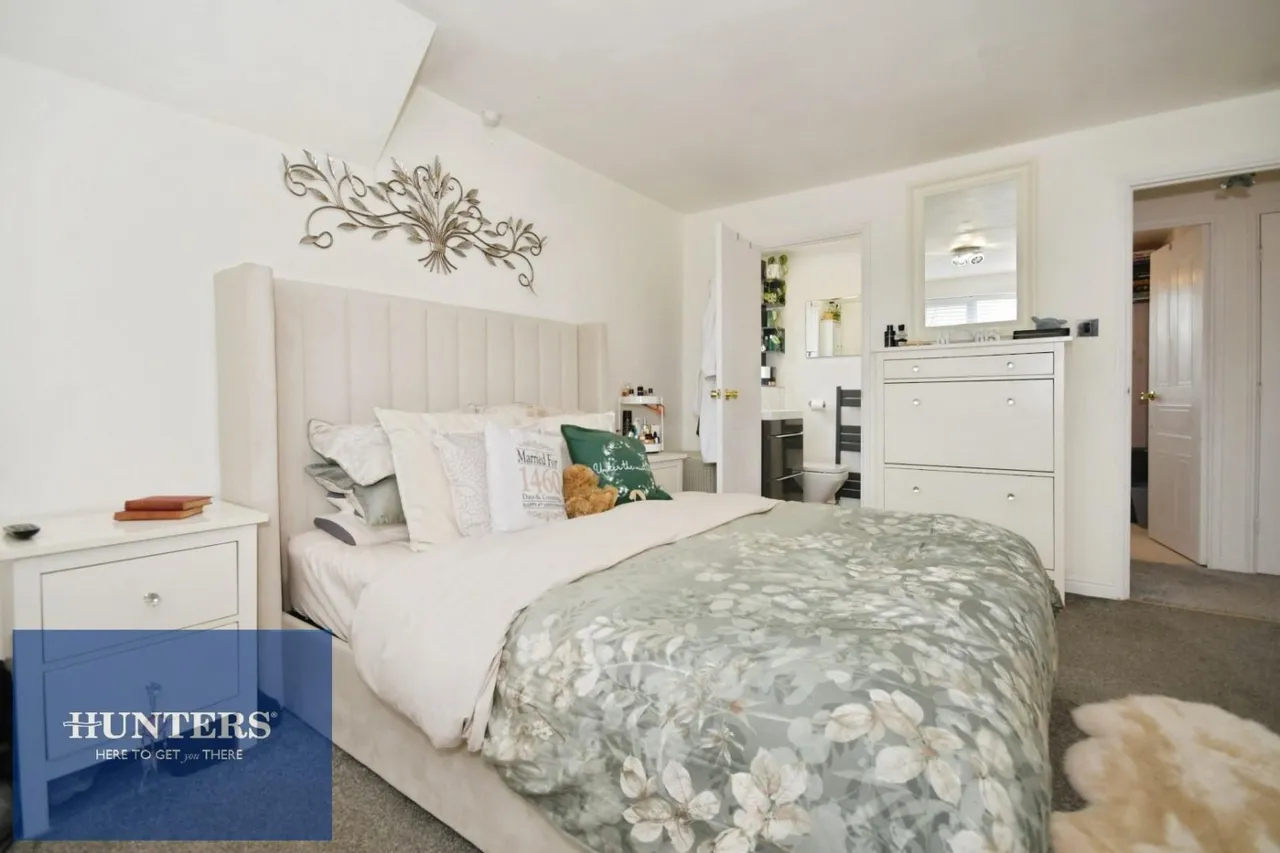 Pond Lane, New Tupton, S42, photo 11