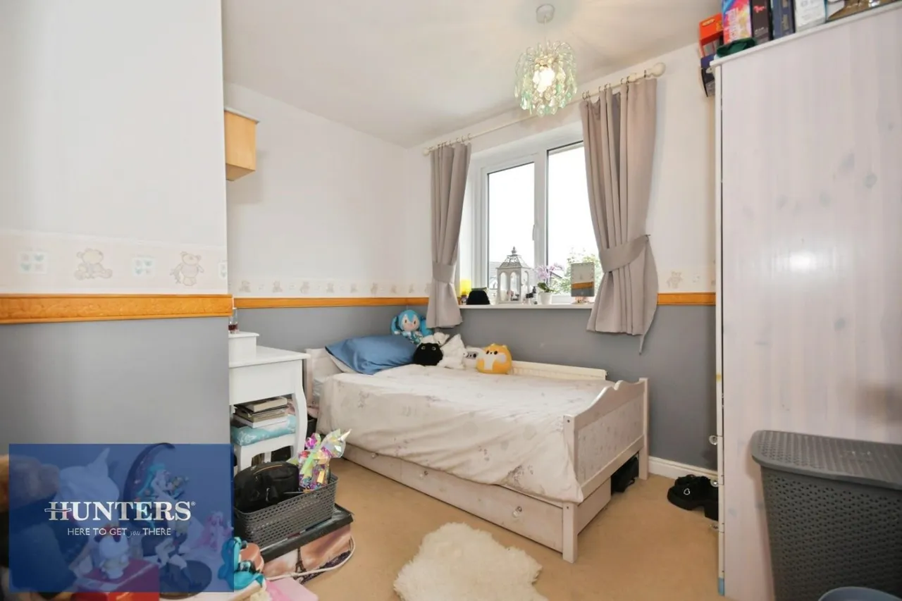 Pond Lane, New Tupton, S42, photo 15