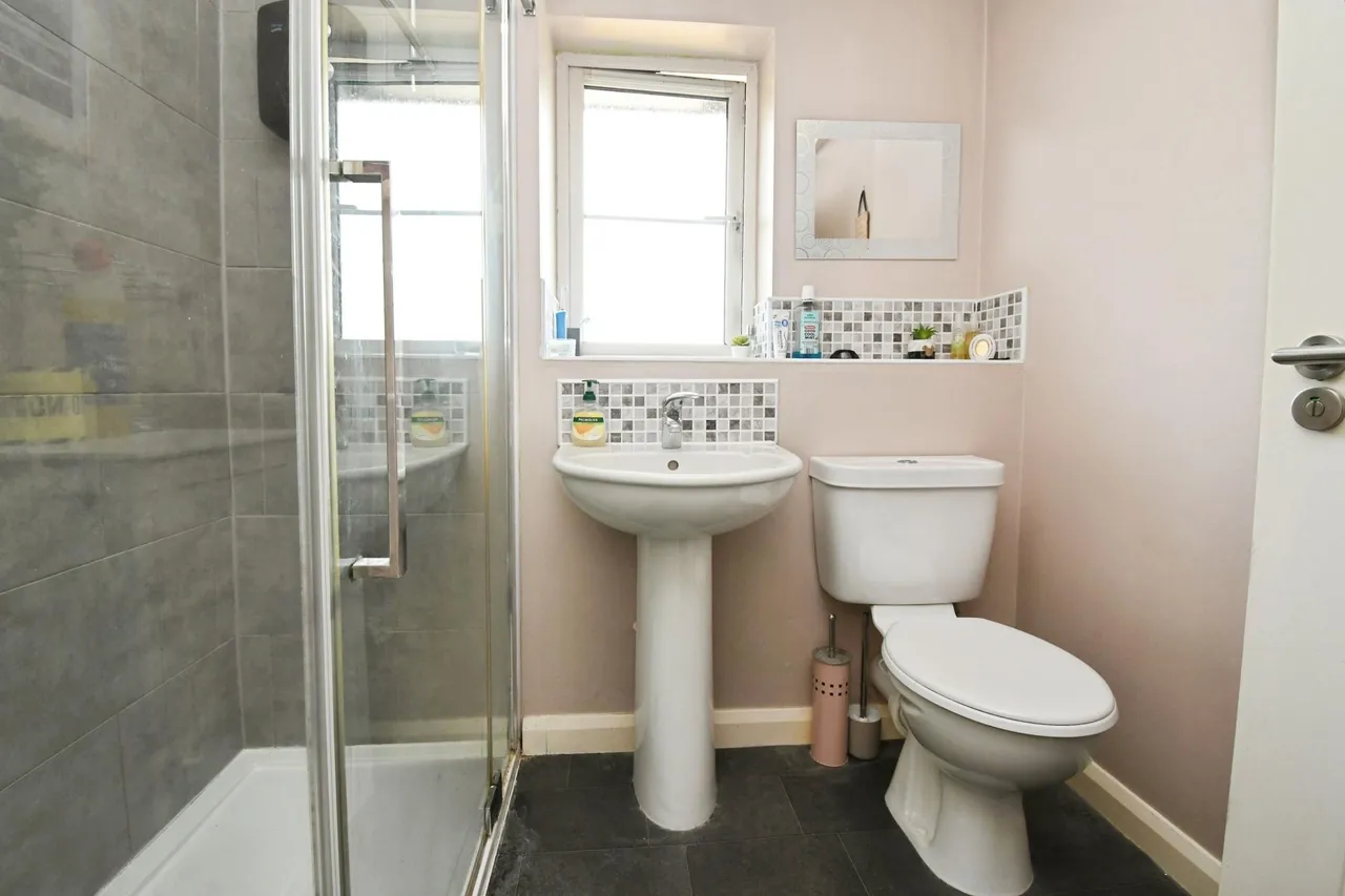 Maltkiln Close, Sleaford, NG34, photo 9