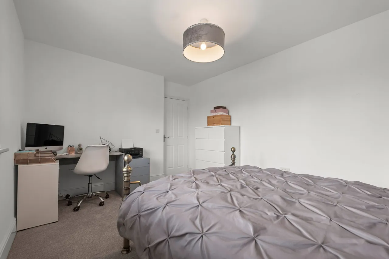 Strawberry Fields, Sutton-On-Trent, NG23, photo 24