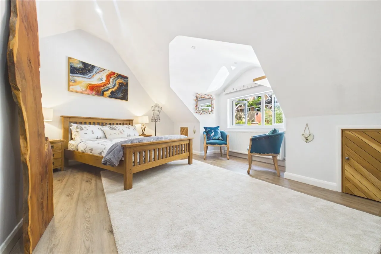 Springwood Lane, Burghfield Common, RG7, photo 12