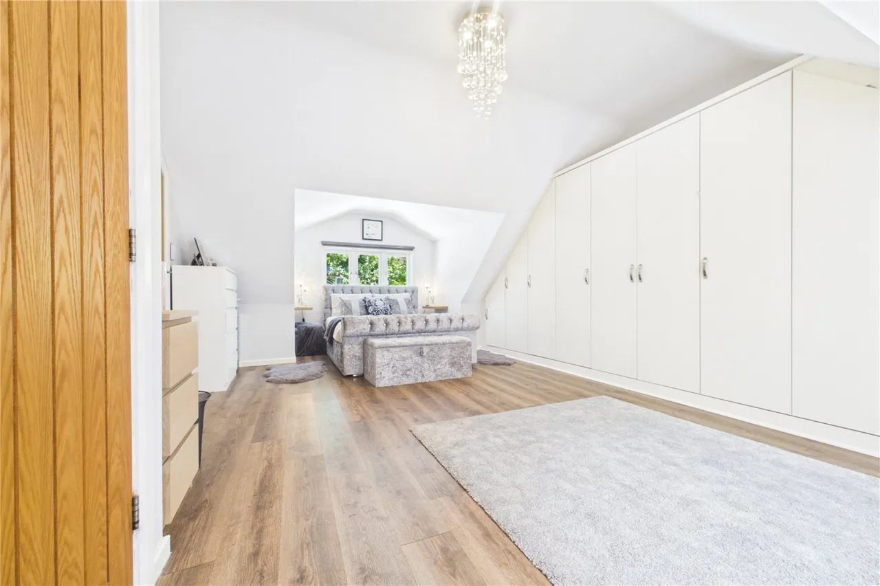 Springwood Lane, Burghfield Common, RG7, photo 13