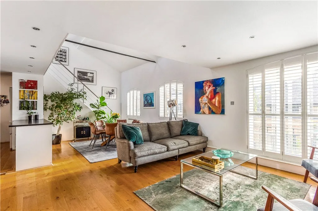 2 bed flat for sale — Gainsford Street, London, SE1