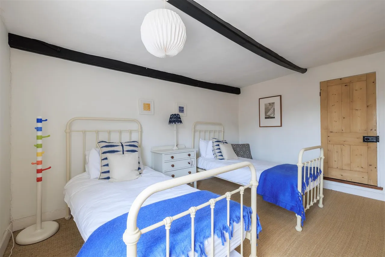 Victoria Street, Southwold, IP18, photo 17